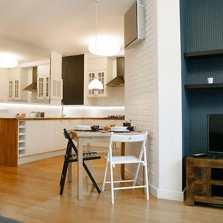 Warsaw Concierge Family Apartment מראה חיצוני תמונה
