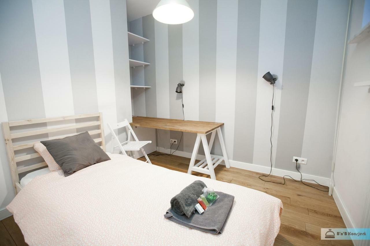 Warsaw Concierge Family Apartment מראה חיצוני תמונה