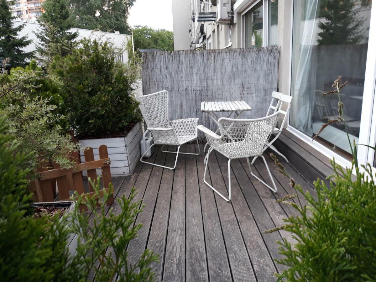 Warsaw Concierge Family Apartment מראה חיצוני תמונה